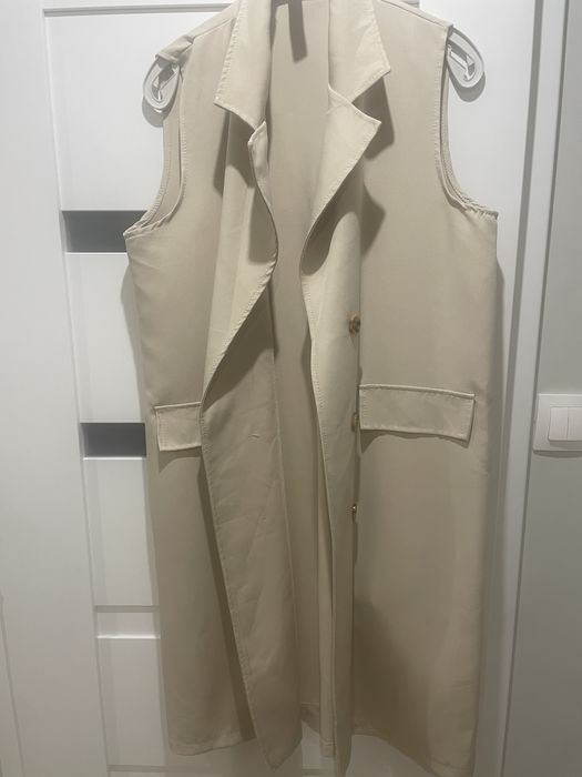 Długa beżowa włoska damska kamizleka, elegancka