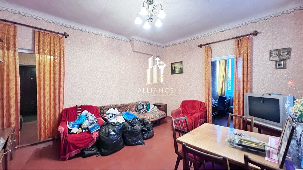 Продам 2х квартиру в центре города Мирноград