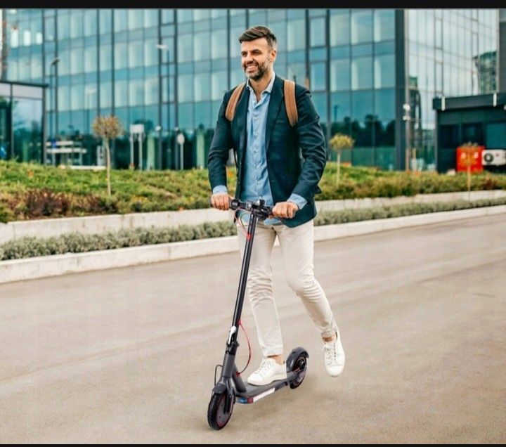 Hulajnoga Elektryczna IPX4 nowa