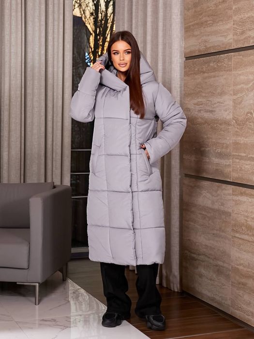 Довгий пуховик жіночий зимовий теплий оверсайз