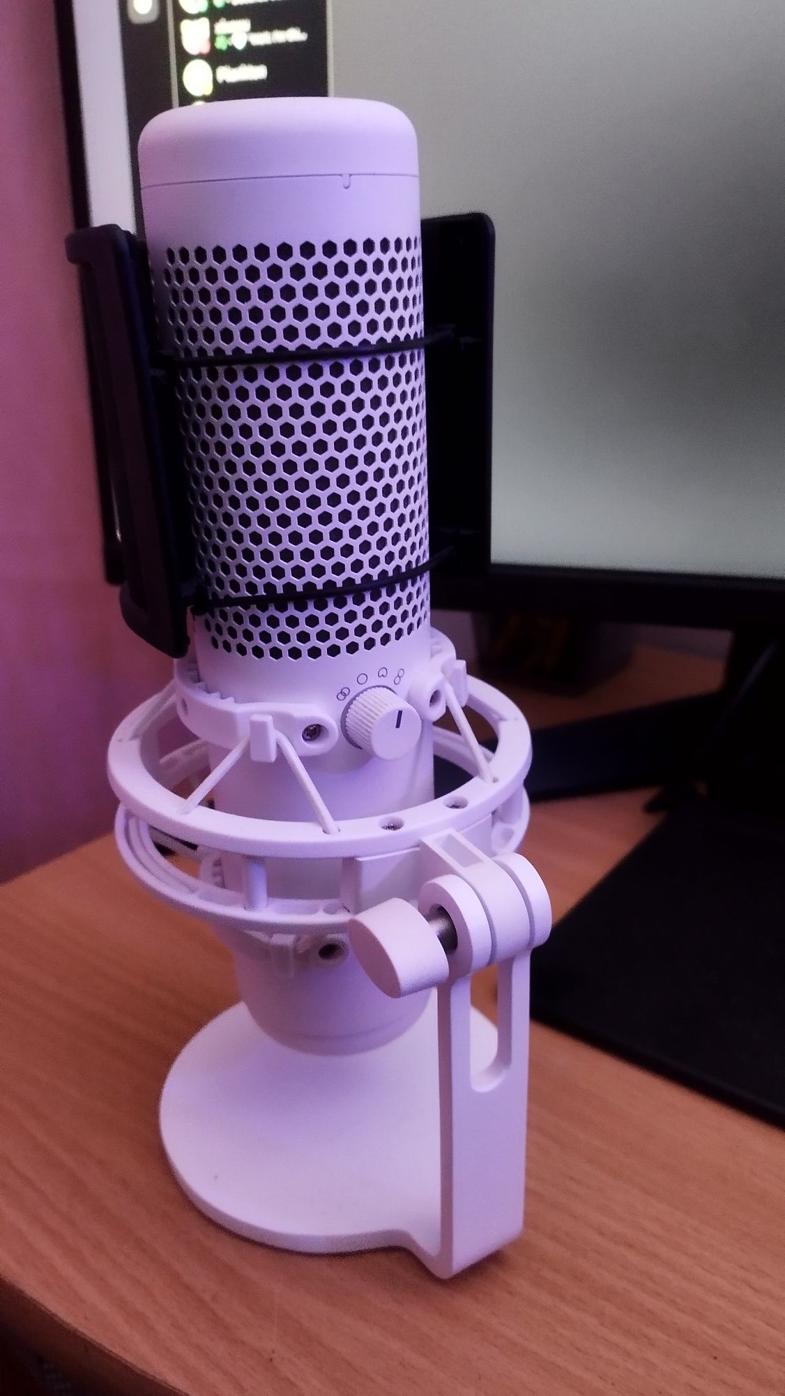 Hyperx quadcast s branco