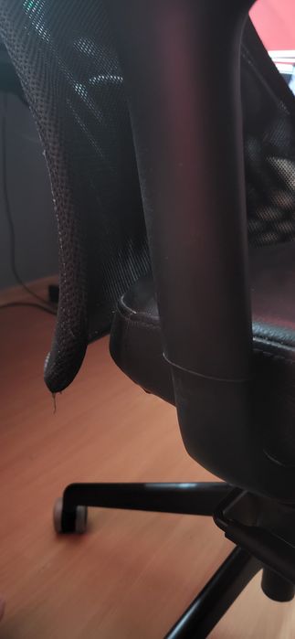 JÄRVFJÄLLET

Krzesło biurowe z podłokietnikami