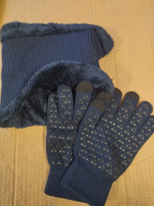Zestaw zimowy komin+ rękawiczki (X8)