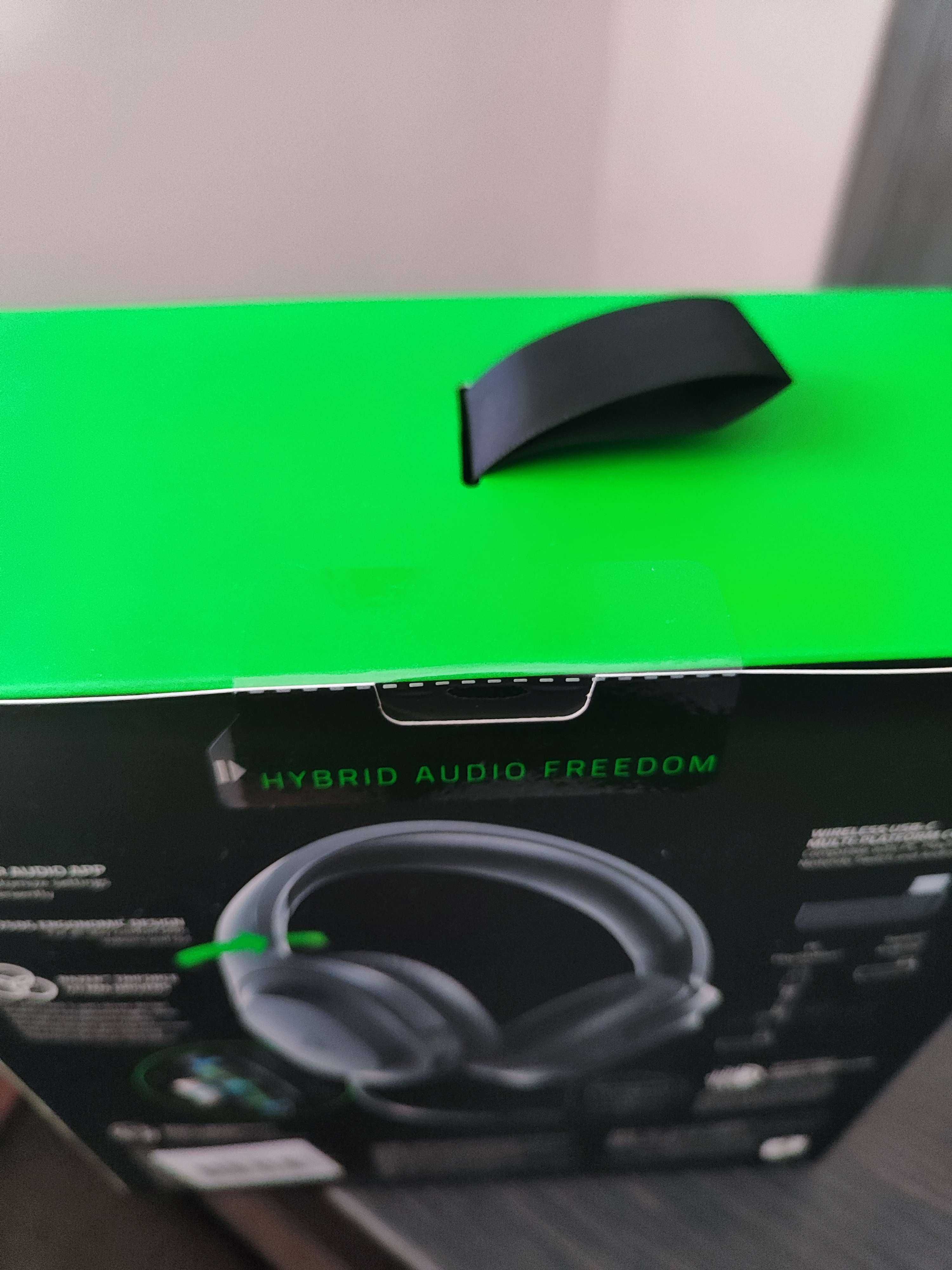 Навушники Razer Barracuda X 2022