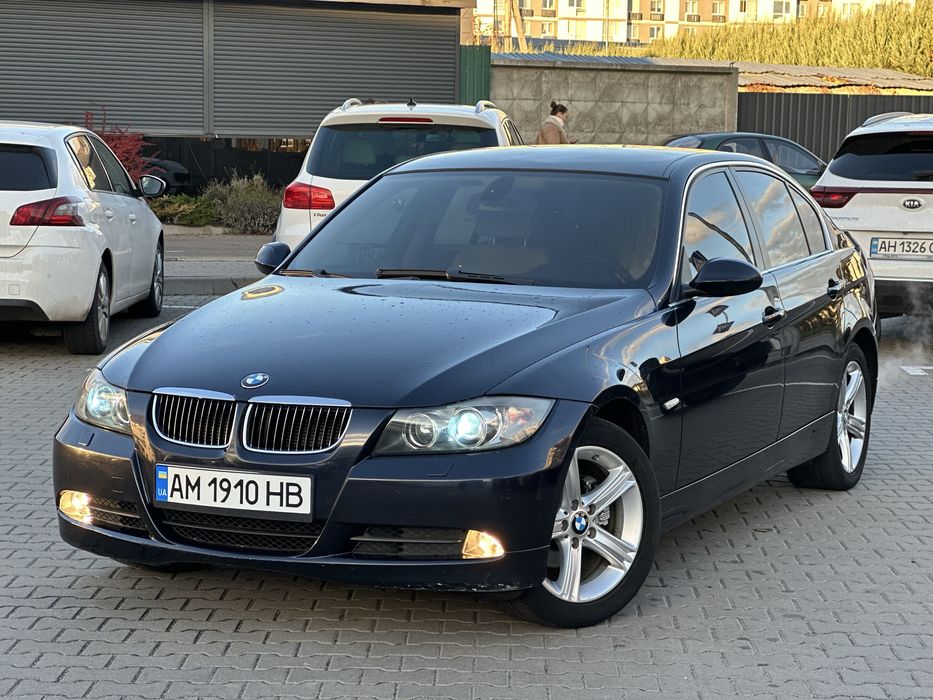 Продам bmw e90 325i газ/бенз