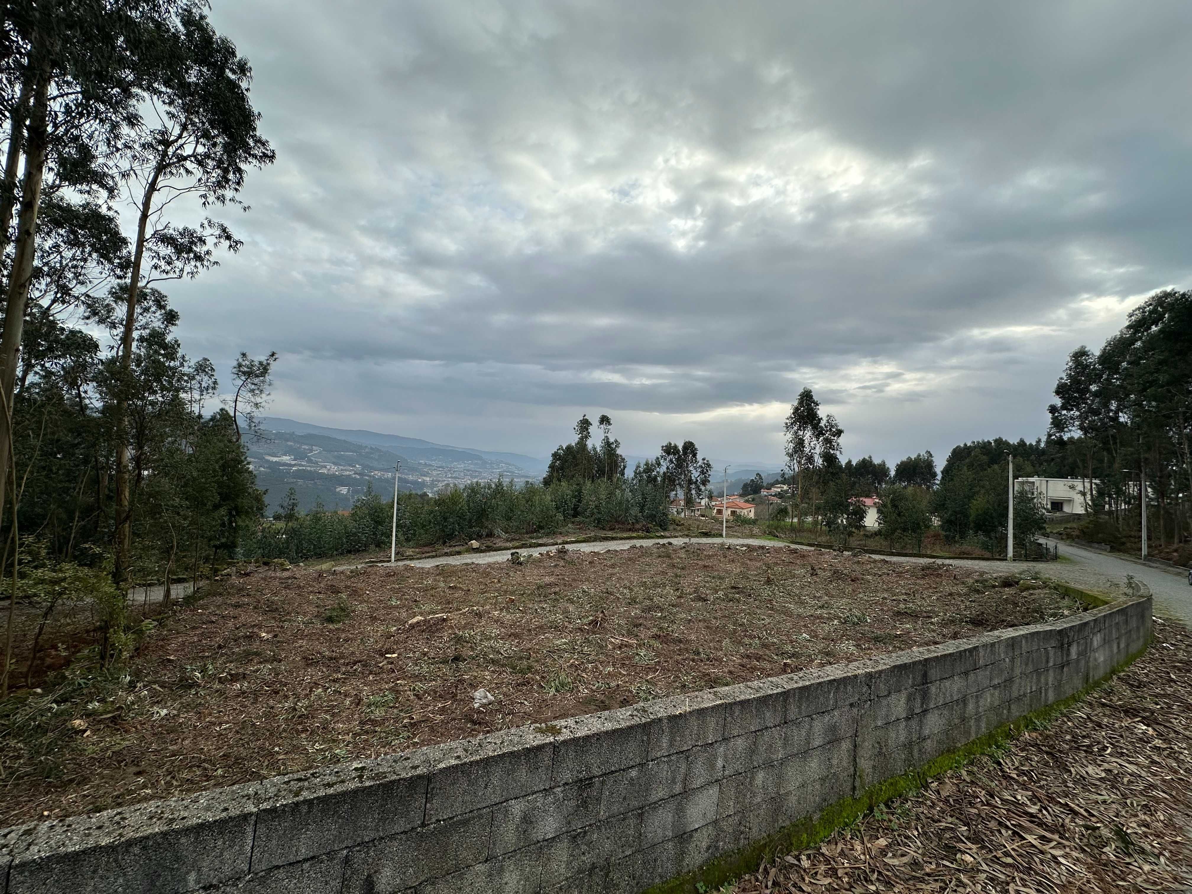 Terreno urbano para construção