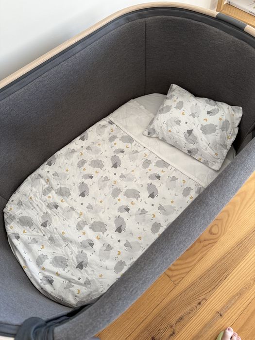 Maxi cosi iora - next to me