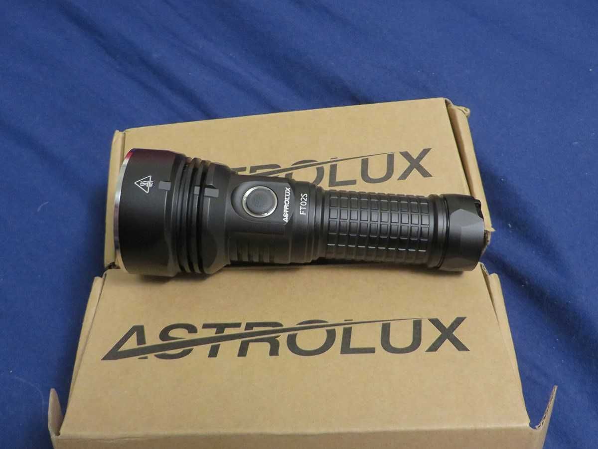 nowa mocna latarka Astrolux FT02S 4*SST40 7000lm 5000K