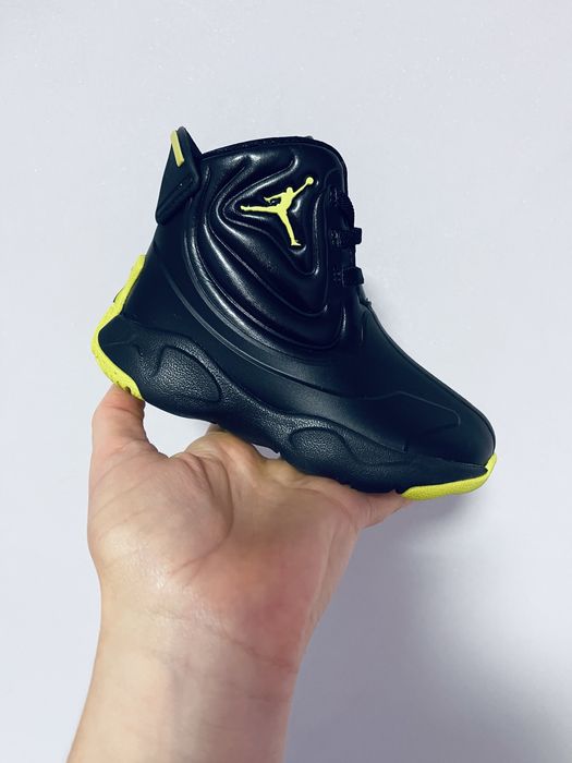 Чоботи Air Jordan Drip 26р