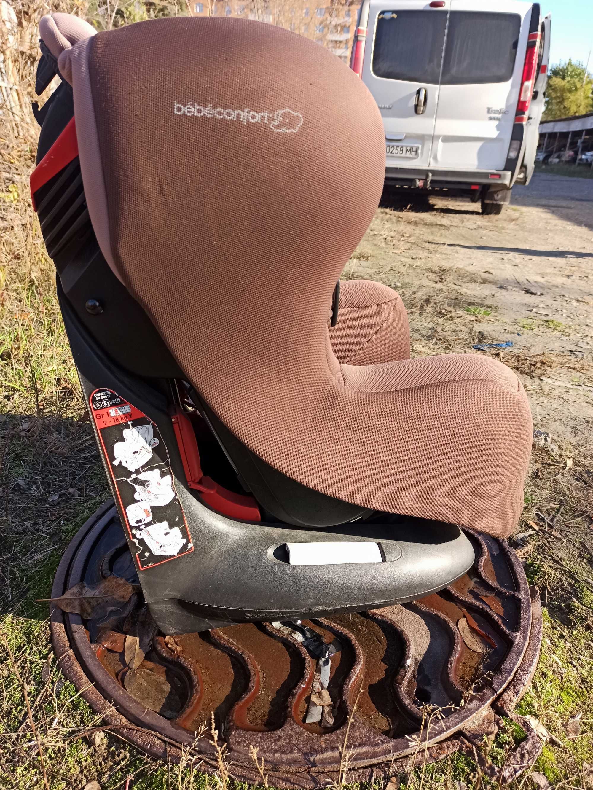 Автокрісло bebe comfort 9-18 кг автокрісло автомобільне крісло