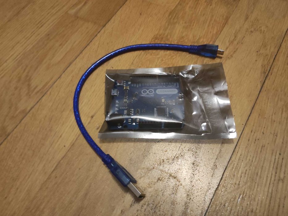 NOVO - Arduino Leonardo + OFERTA Cabo USB - SELADO