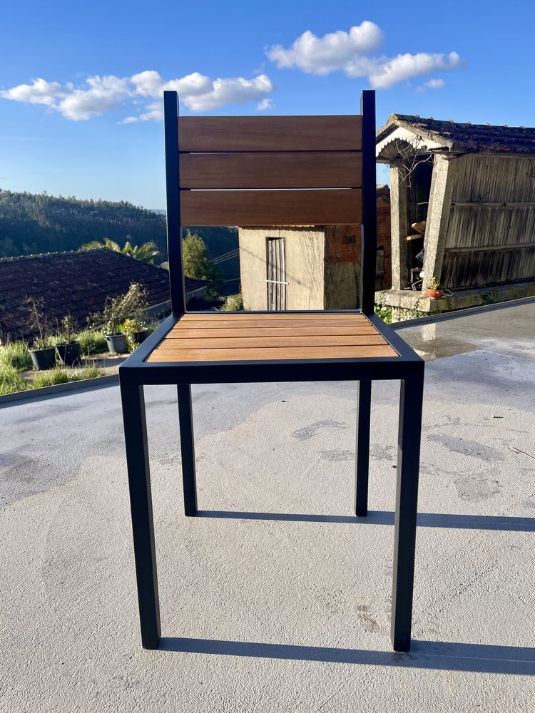 Mesa jantar de jardim