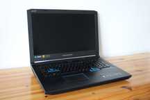 Acer Helios 500 PH517-61 - AMD Ryzen 2700/Vega 56 8GB/32GB/2x256GB+1TB