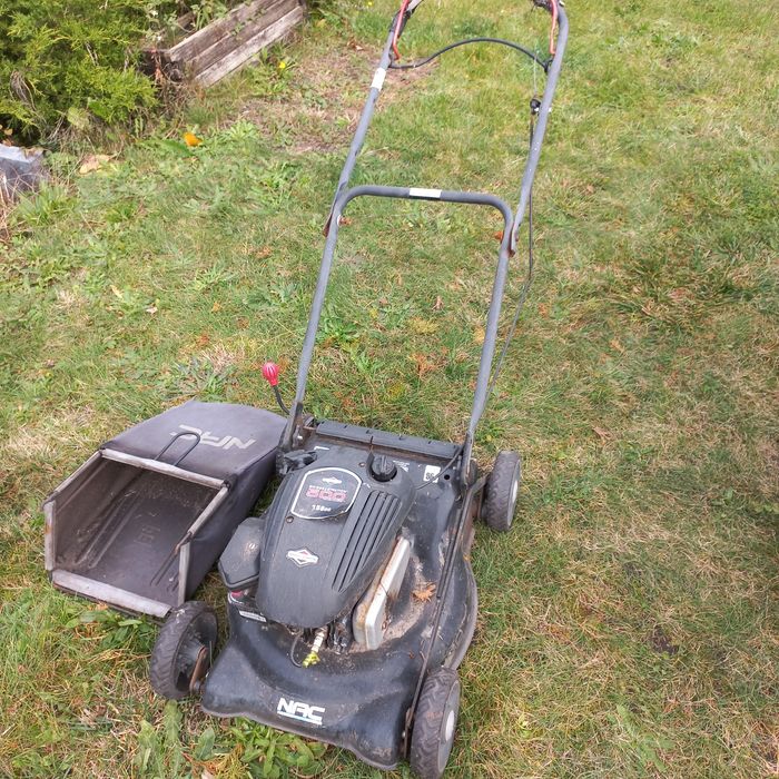 Kosiarka spalinowa nac w całości na części,