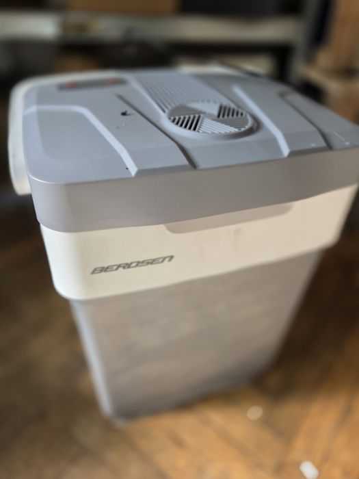 Lodówka turystyczna Berdsen Icemax 32 L