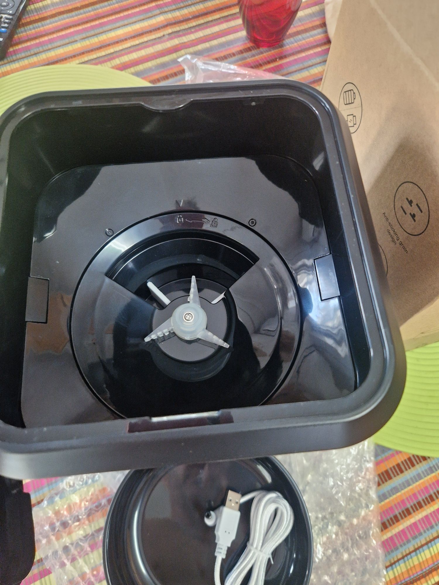 Dispensador de comida para animais