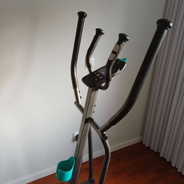 Elíptica em ótimo estado