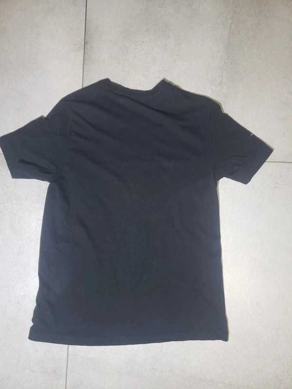 Nike Tshirt Koszulka black basic training drip minimalistic lato