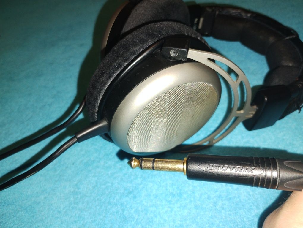 Bayerdynamic T1 - 1st gen