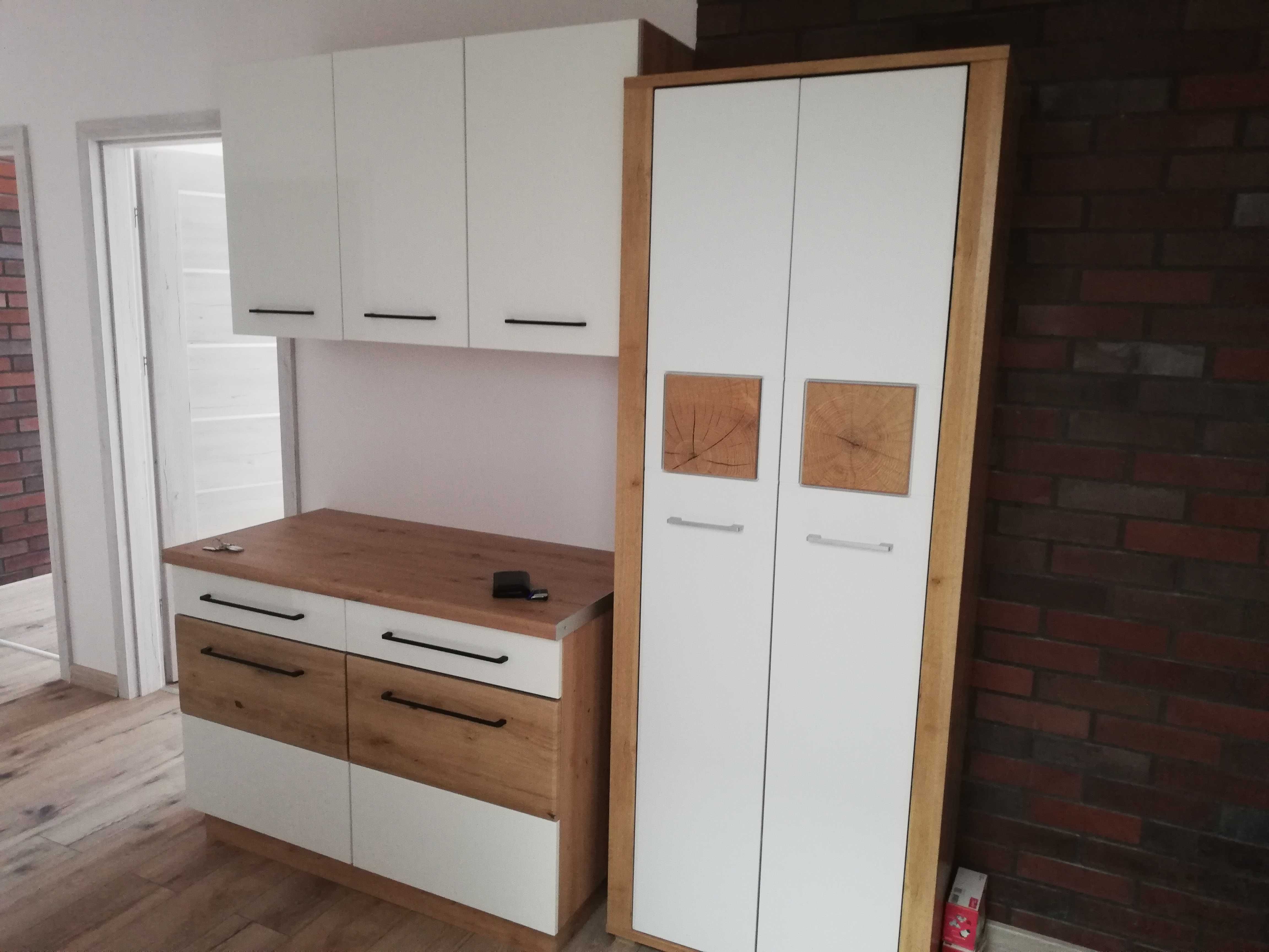 Do wynajęcia 1 pokój w 6 pokojowym mieszkaniu w Nysie - Armii Krajowe