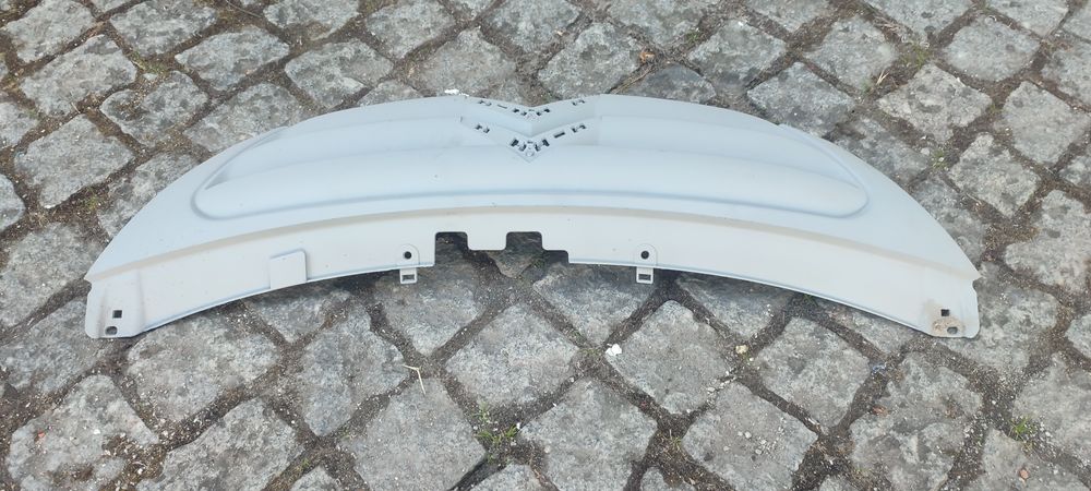 Grelha frontal Citroën C3