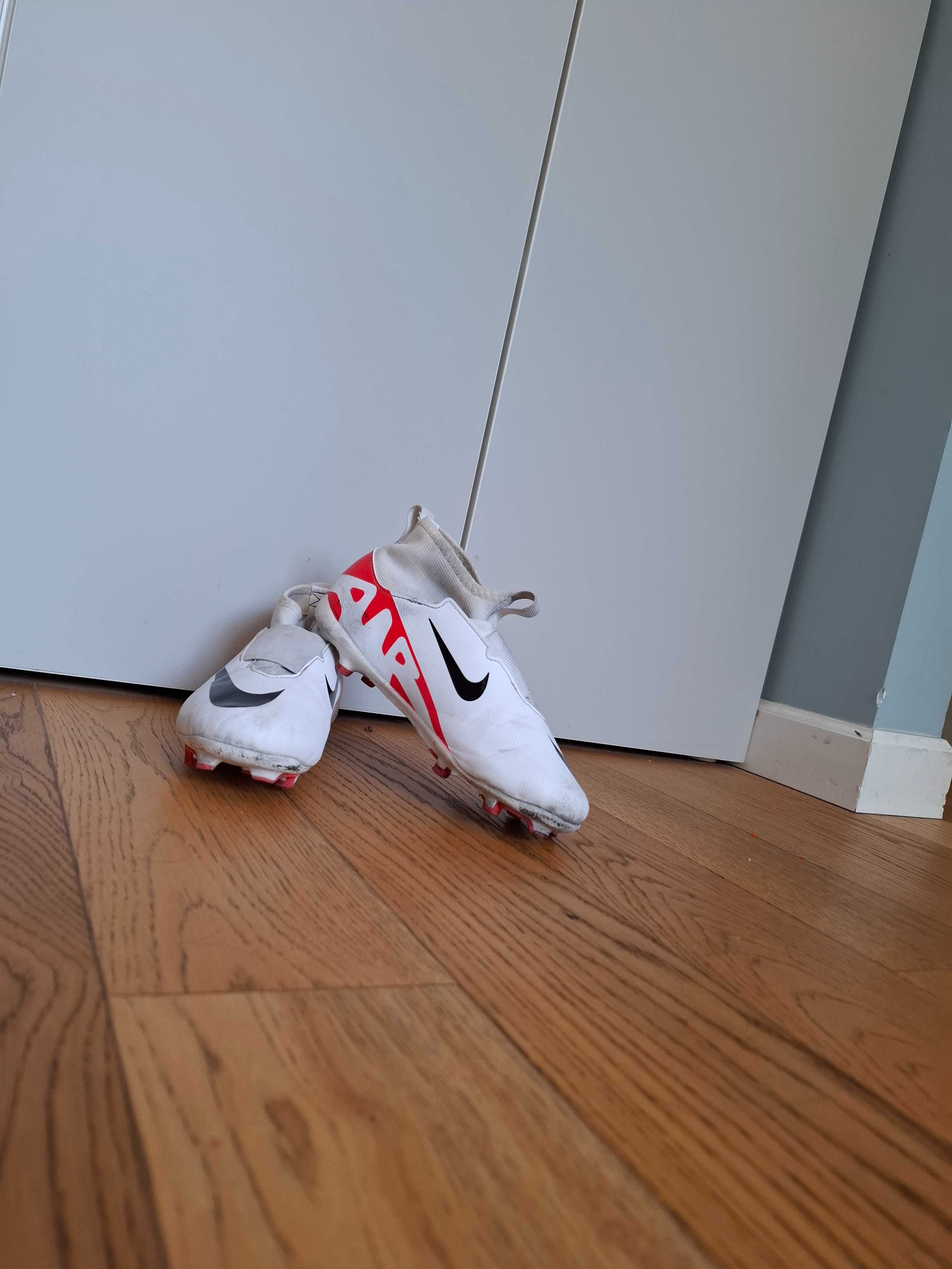 Dziecięce buty piłkarskie Nike Mercurial air zoom.
