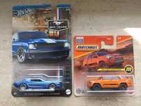 Hot wheels 2 x chase gratis gablotka matchbox