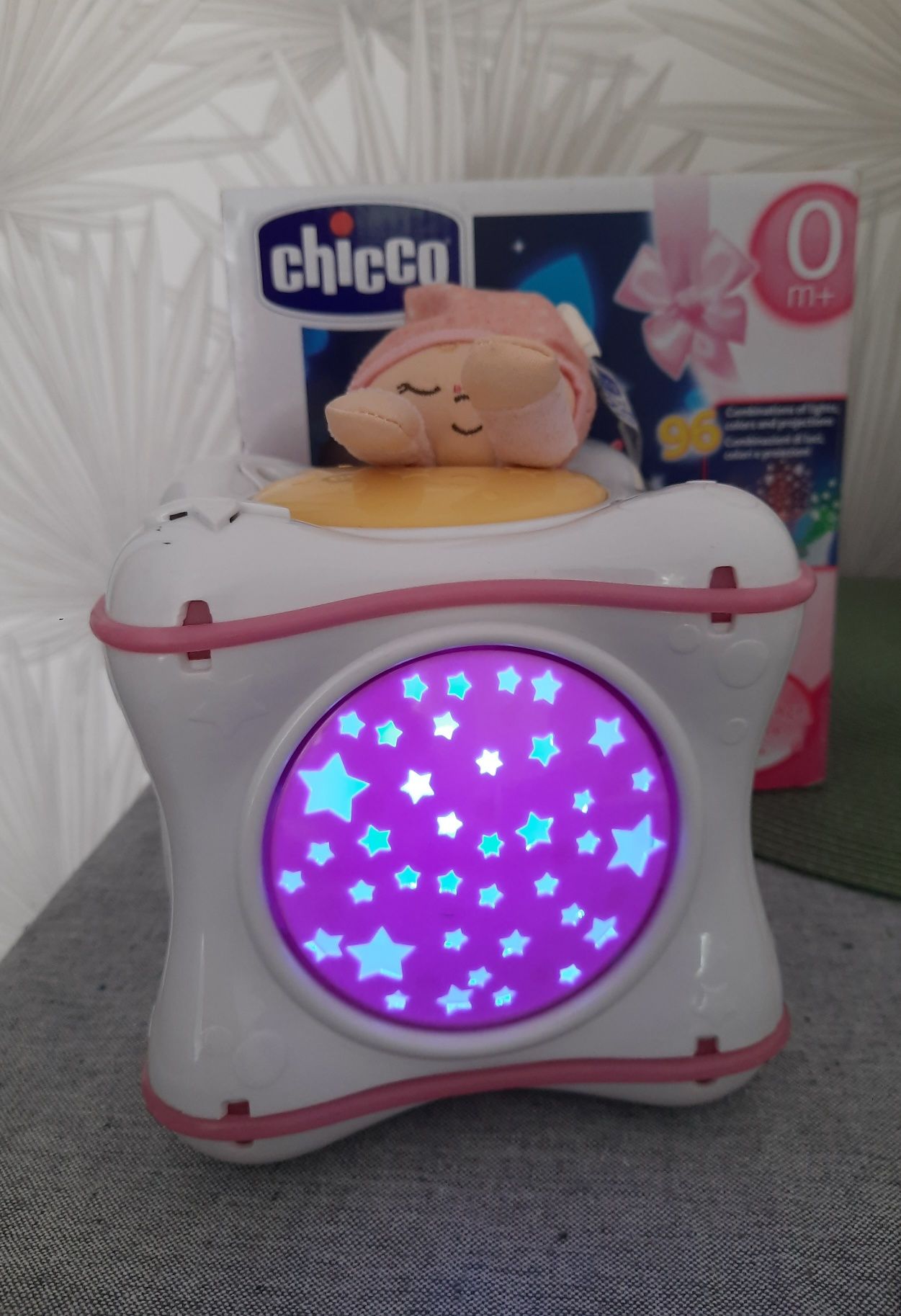 Projektor do łóżeczka tęczowa kostka Chicco first Dreams 0+