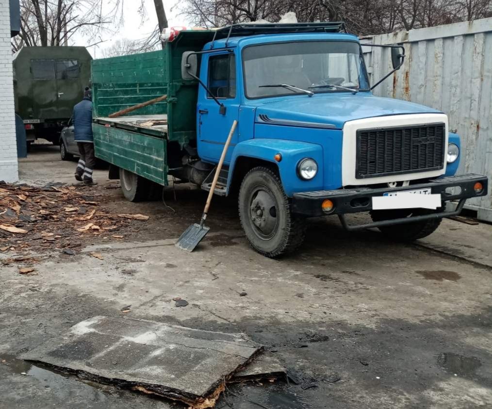 Вывоз мусора/снега,вивіз сміття аренда и услуги экскаватора Козин