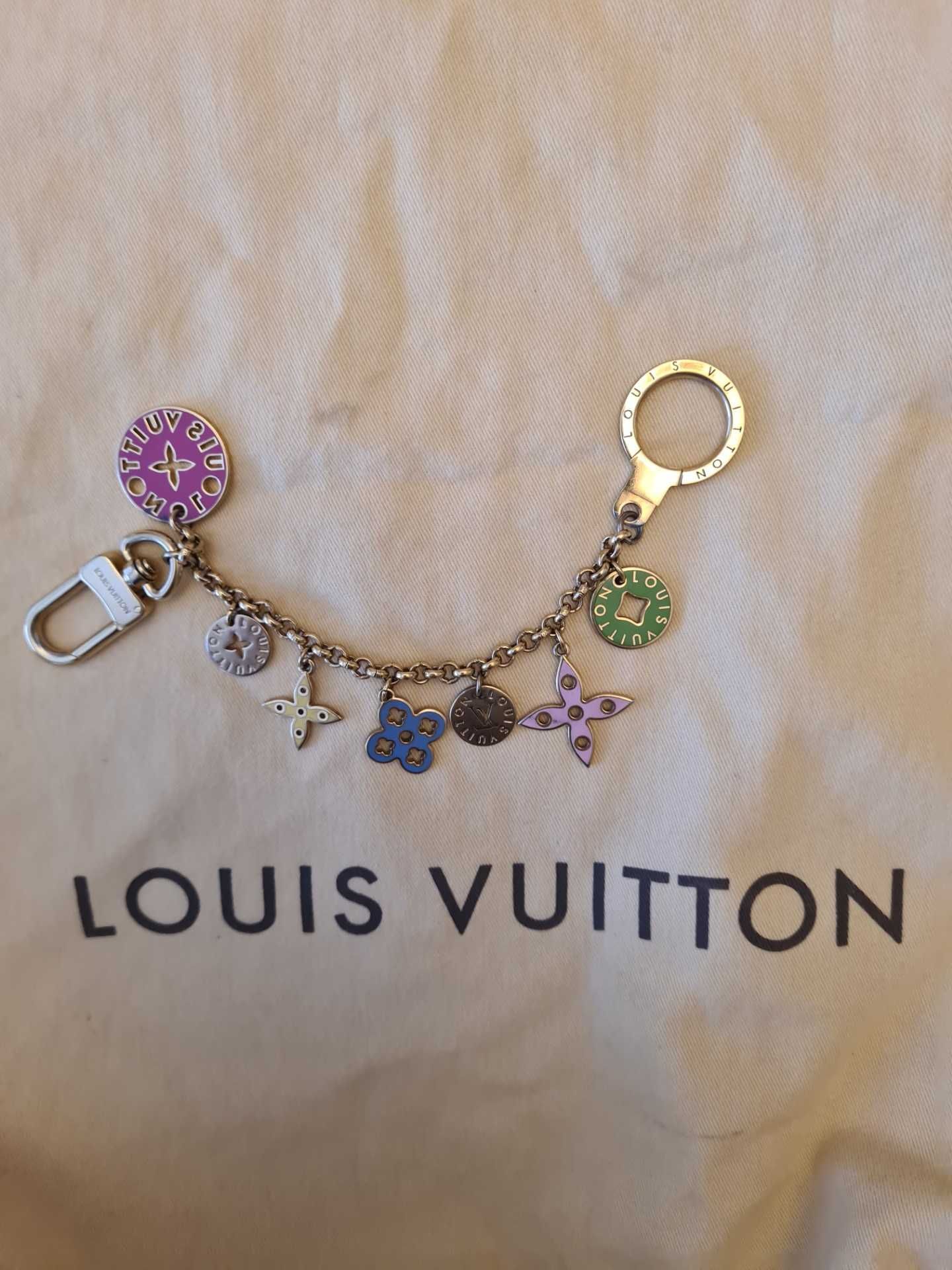 łańcuch marki Louis Vuitton PTE CLES CH.LOOPING MULT