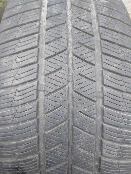 Opony zimowe 245/45 r18