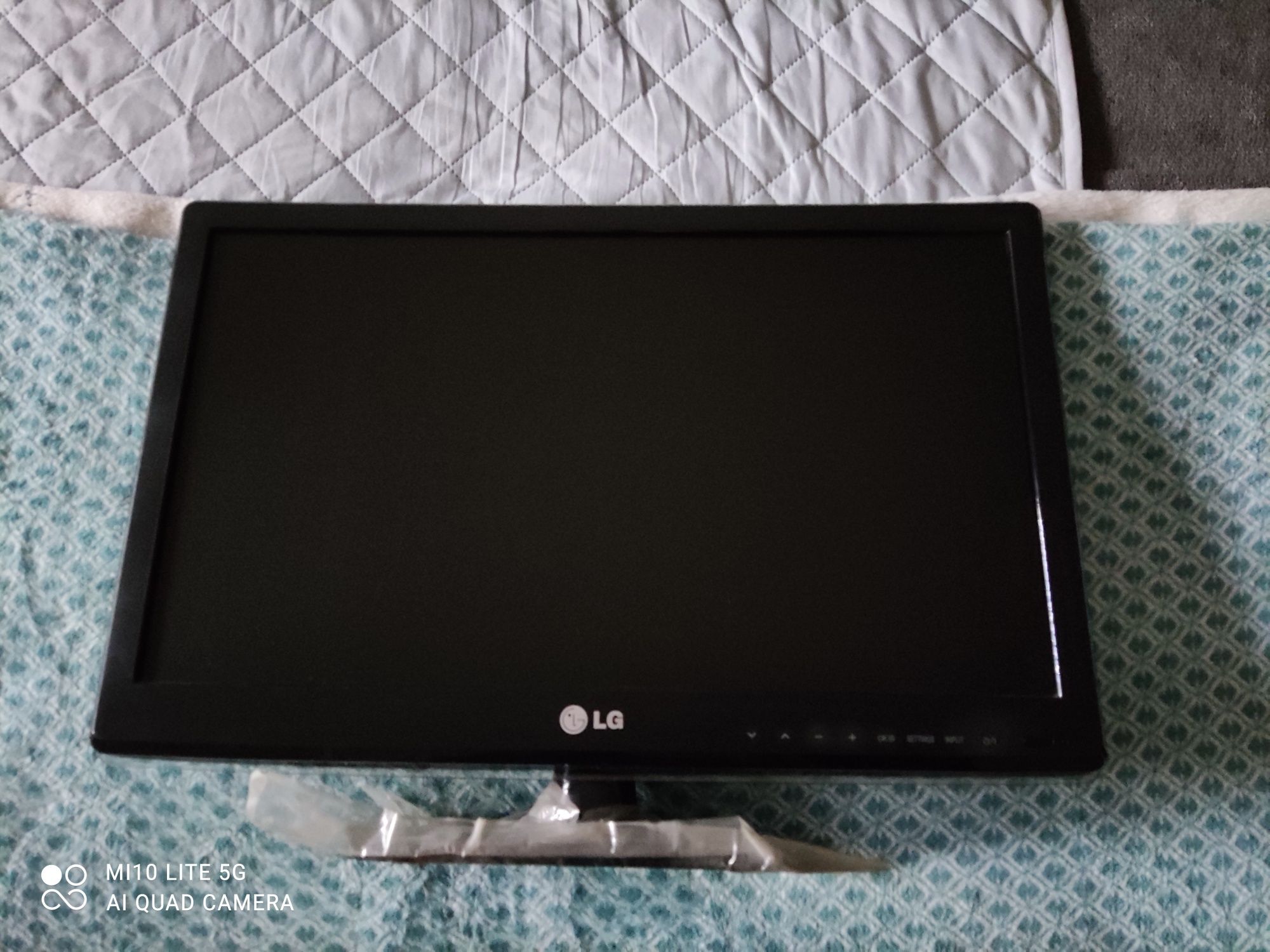 TV Led LG 22LS3500