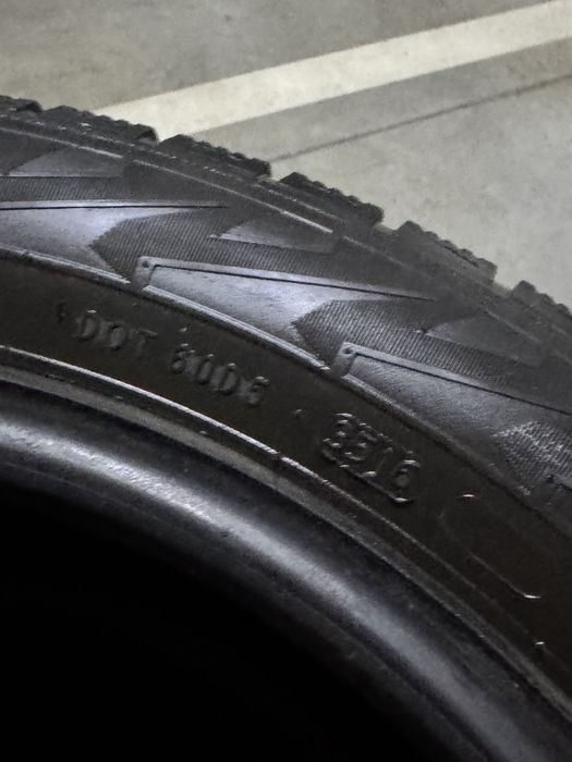 комплект зима Nokian nordman  RS 215 55 17