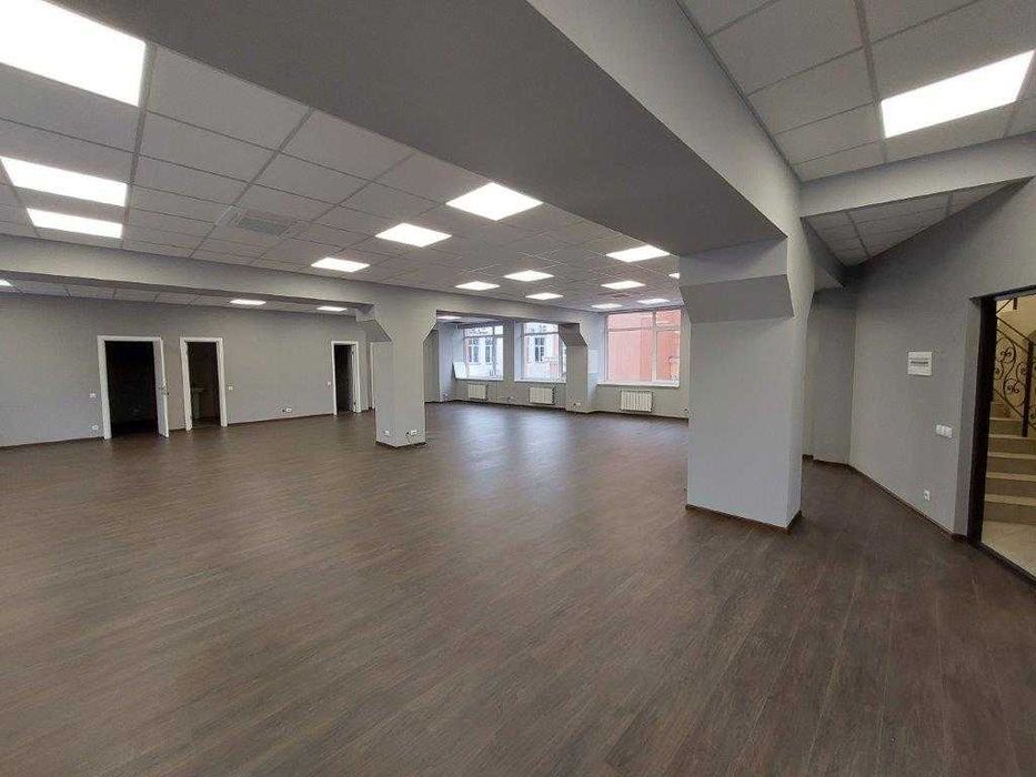 Оренда офіса в БЦ на Глибочицькій 17 (172 м2)