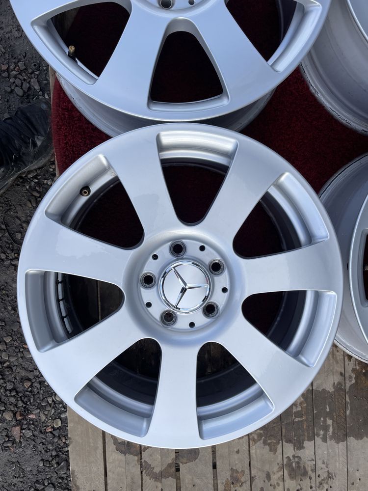 Original Mercedes Vito Viano 124 A,B,E,C-class R17 5x112