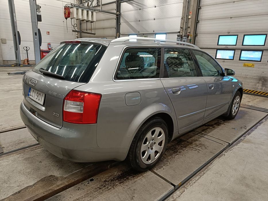 Audi A4 2.0i механика Ideal!!!