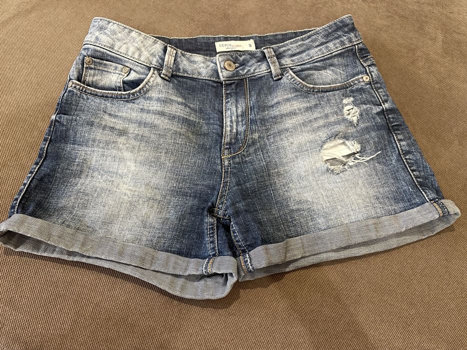 Женские джинсовые шорты