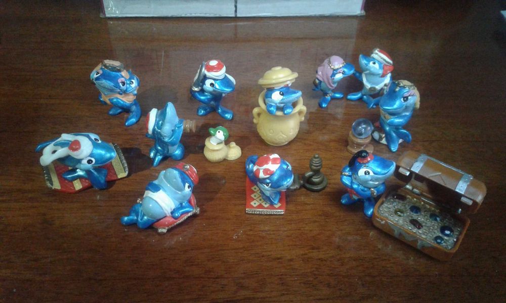 Киндер акулы. Кіндер сюрприз.