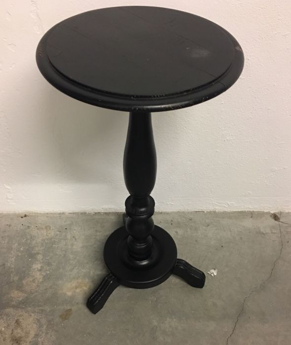 Colunas decorativas de madeira