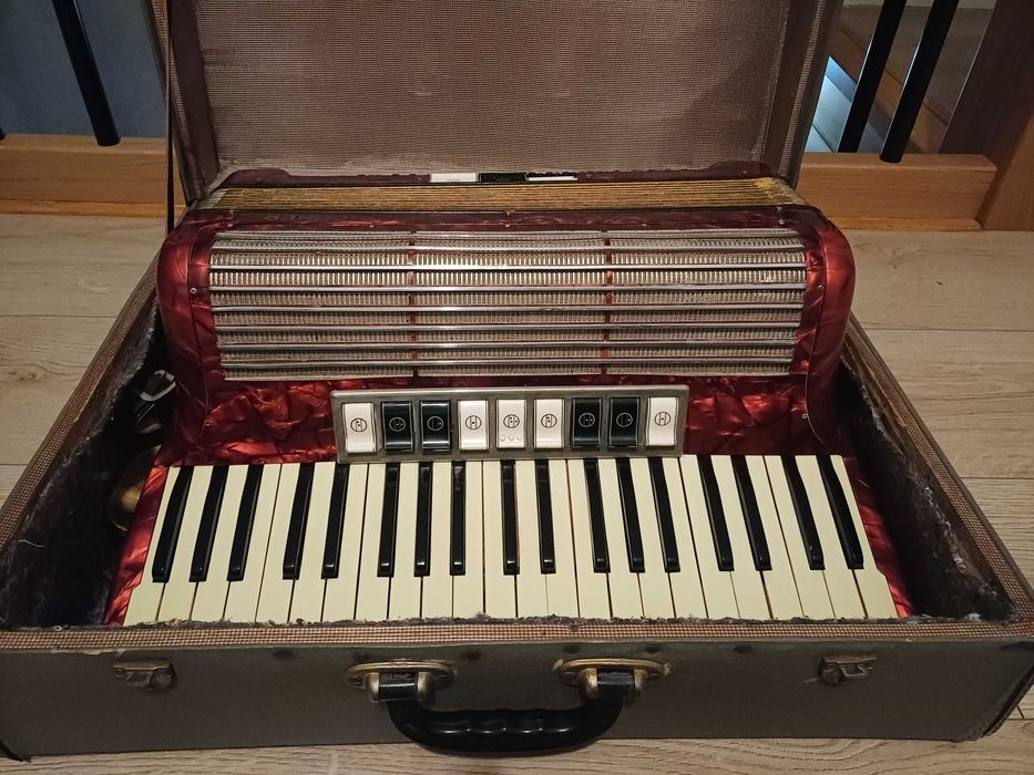 Akordeon Hohner Tango III M / IIIM