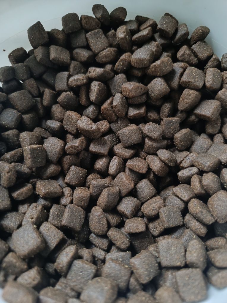 Продам сухий корм для собак Josera. Geflugel forelle
