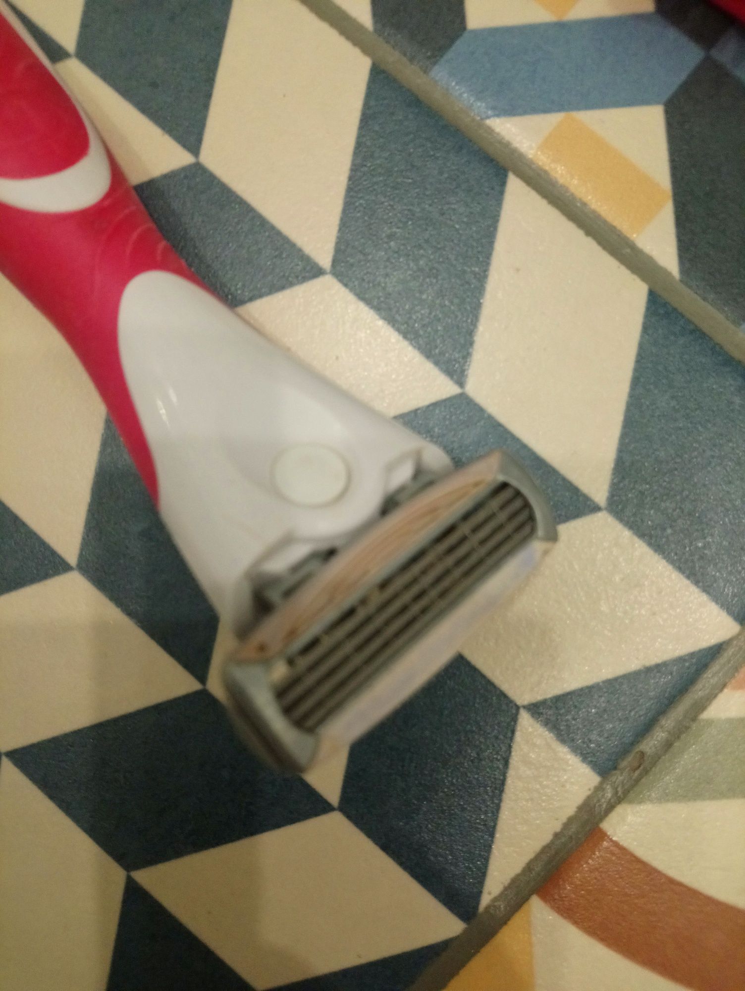 trymer z maszynką do golenia na baterie, rózowy, damski