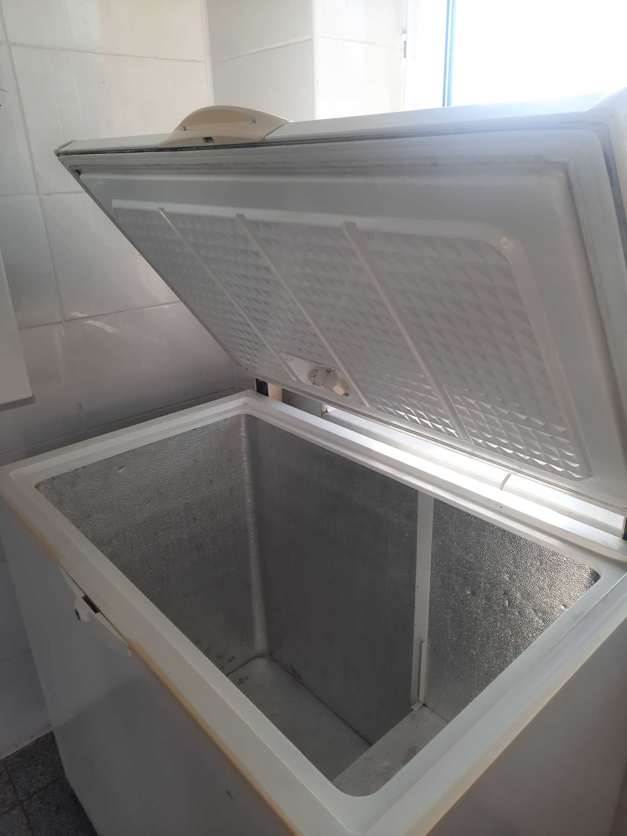 Zamrażalka whirlpool