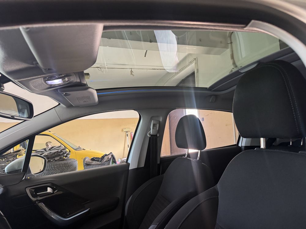 Peugeot 208 1.6 ehdi Piękny Panorama led