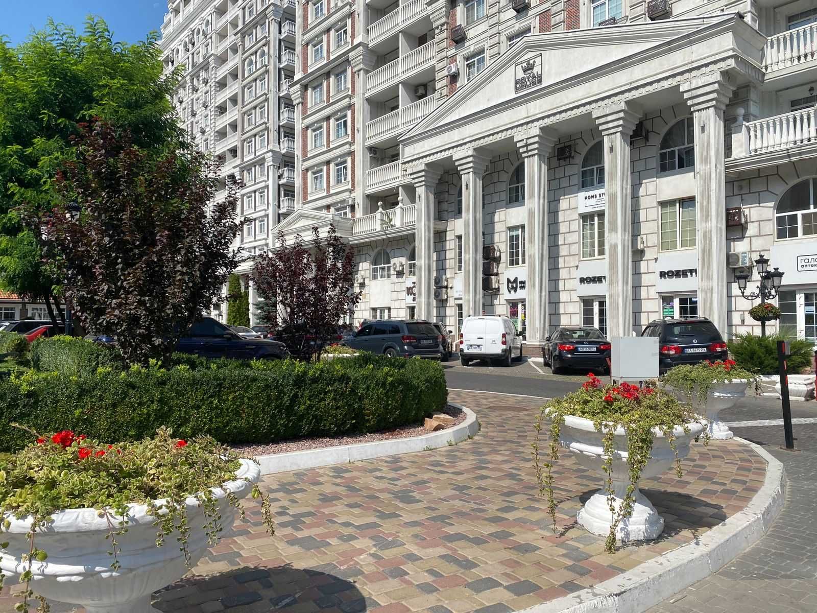 Здам Магазин, Клініка, Ресторан 165 м2, потужність 50кВт. Нова Англія