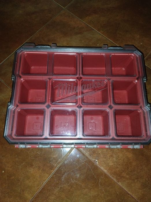 Walizka Milwaukee organizer z pojemnikami narzędzia nowa.