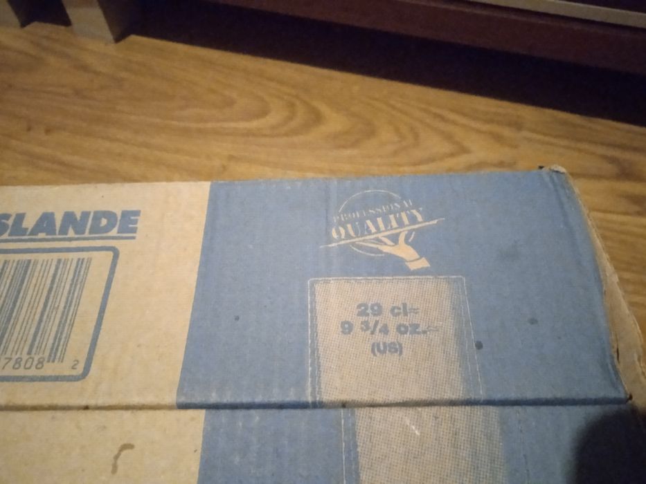 Zestaw 6 oryginalnych niespotykanych szklanek CAT Caterpillar szklanki