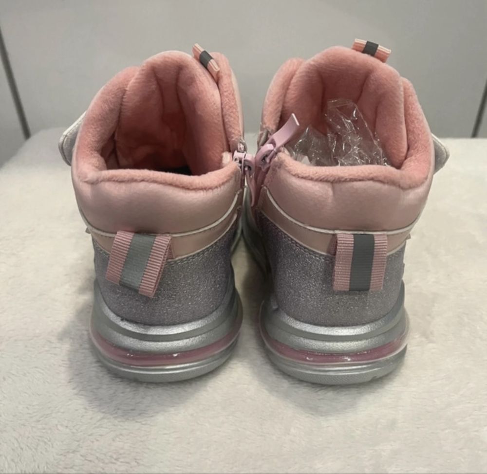 Adidasy dziewczęce, buty sportowe, botki, buty ocieplane, Nowe, 26