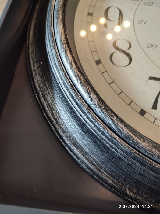 Nowy srebrny zegar ścienny 40 cm