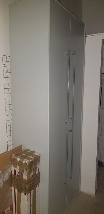 Sprzedam wyposażenie salonu